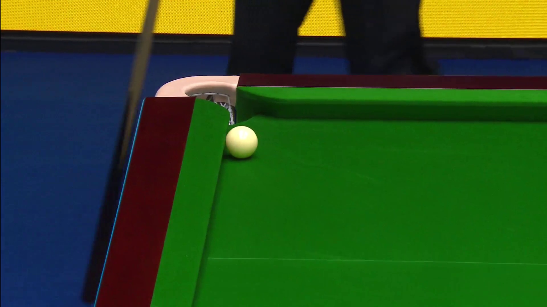 特鲁姆普 VS 吴宜泽  2025斯诺克国际锦标赛  第九局