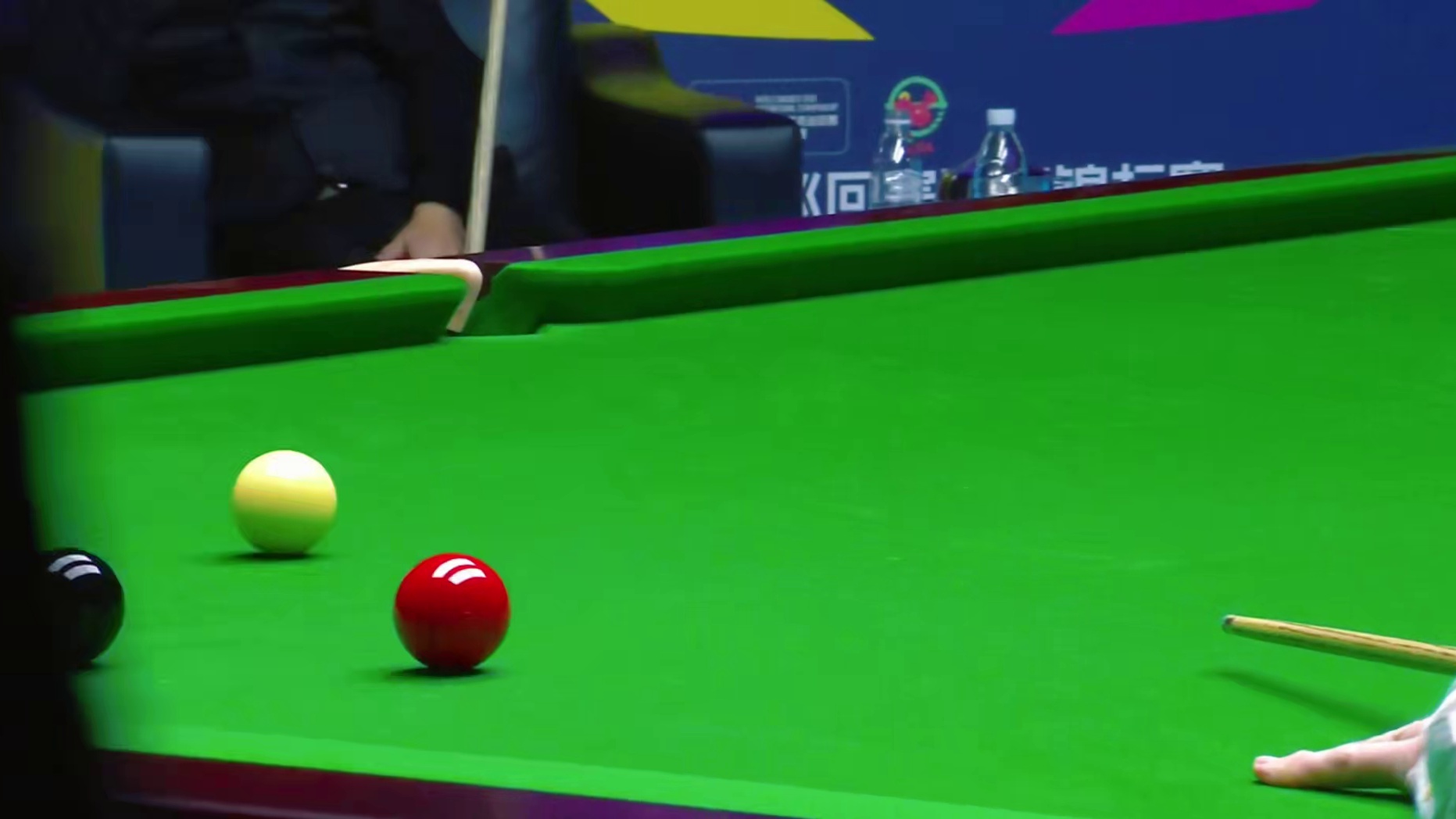 丁俊晖2-6不敌墨菲！无缘2025国锦赛8强，真是万万没想到！