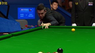 趙心童再勝塞爾比！桌面超復雜多顆貼庫球，3-0拿下霸氣開門紅！
