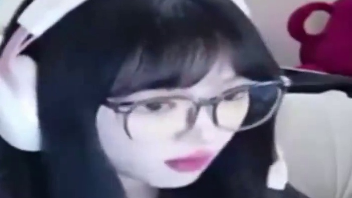 草莓解释为什么争BA杯 有的队伍上了主力人员 这是一个让人悲 伤的故事