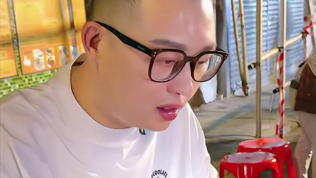 香港盛记大排档 人，逛吃 的一天！