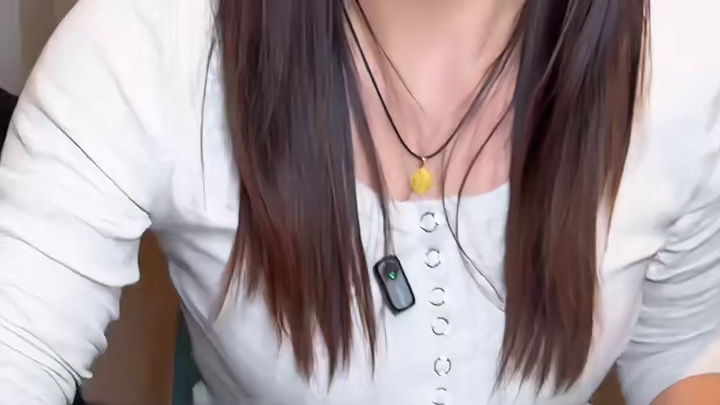 保定人有钱都炫嘴里具像化了～