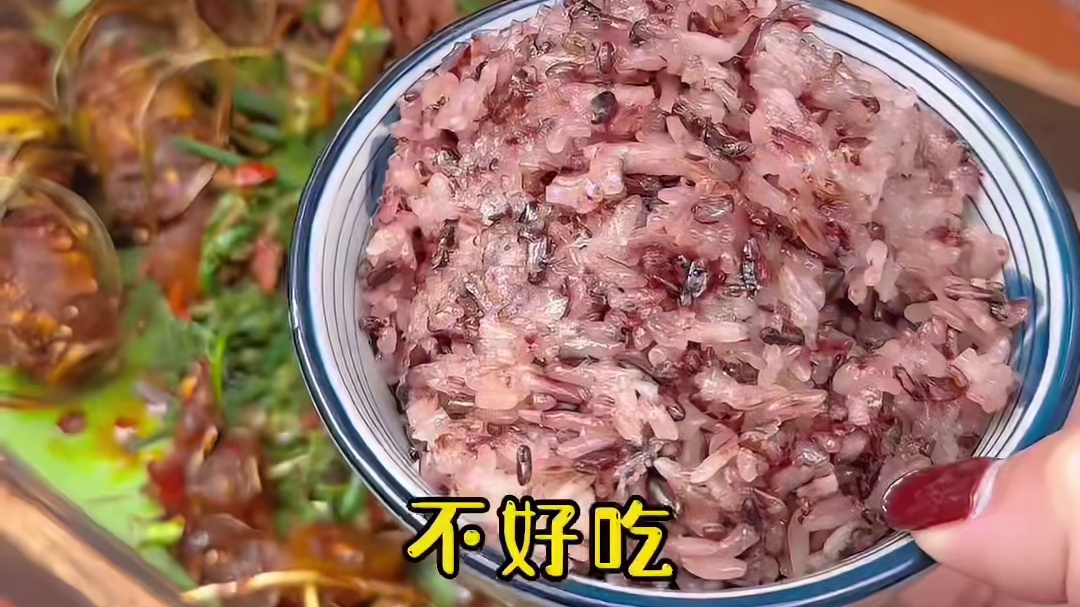 这个香茅草炸排骨我可以炫十根！柠檬鸡！ 炸猪皮 ！舂干巴！