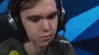 donk和chopper煙中互砍，“我刀到了 我也刀到了" 蒙古：那我拆包？