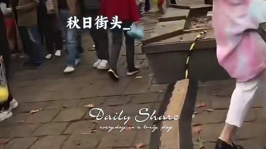 龙出没请注意！虹口公园农副产品展销会超热闹，地道好物等你来淘！️