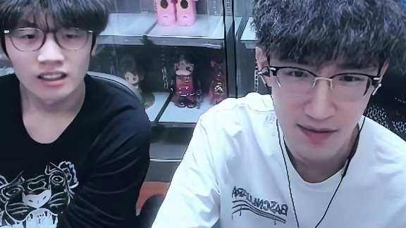 蔡哥体验逆子国际服！这感觉太对味了！