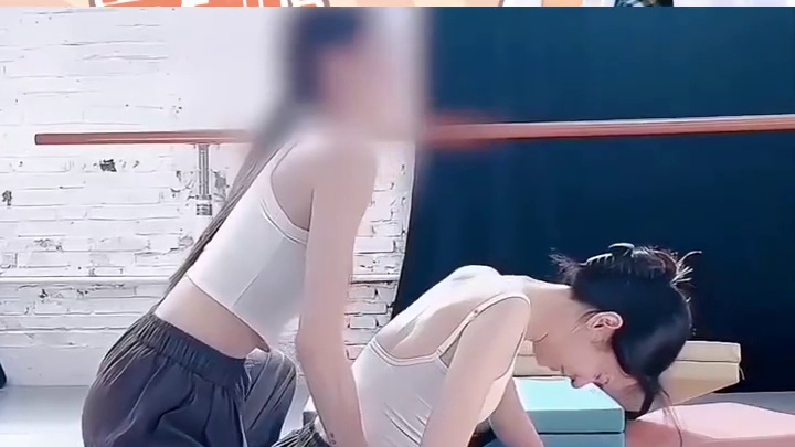 从琵琶乐手到芭蕾女神，周也总能为角色变身