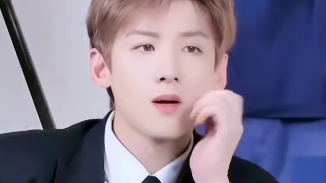 还真是头次见明星被耍大牌晾一边的