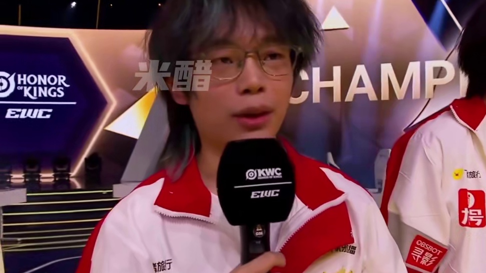 看到狼队的英文ID能忍住不笑的是神人