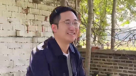 第一次卤猪头肉，味道没让我失望，真的太香了， 冬日暖阳，在农村小院子晒个太阳，大口吃肉，大口喝酒，生