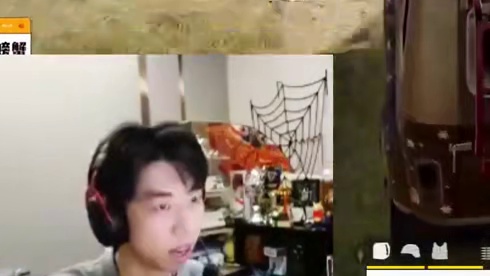 小叮当用MP5K欺负绿玩，感受完无后座后，直呼想在比赛中玩