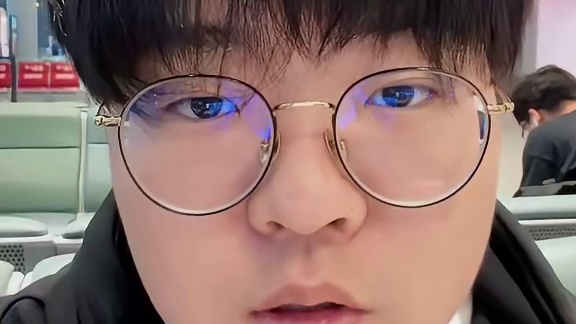 成都，我回来了！明天春熙路见