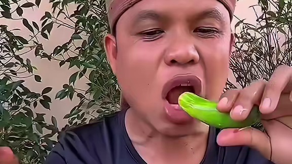 酸辣️木瓜丝凉拌米粉新鲜大毛蛤