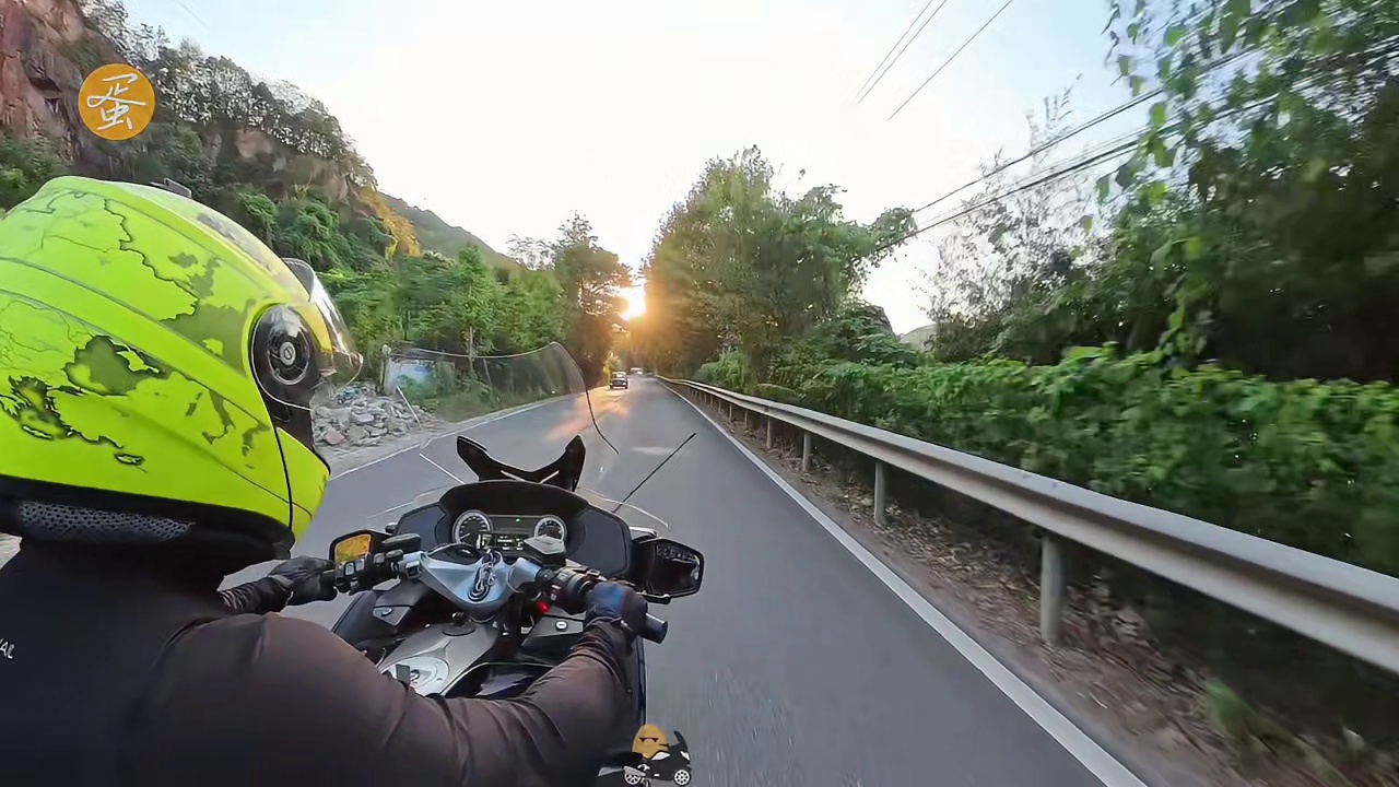 让你了解蛋叔的另一面 他的私货曝光！ 如果你已经关注我一段时间的话，你就应该知道其实摩托车只是我