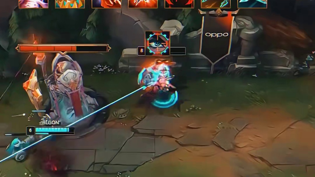 BLG招牌下路组合，女警蜘蛛近满血点杀