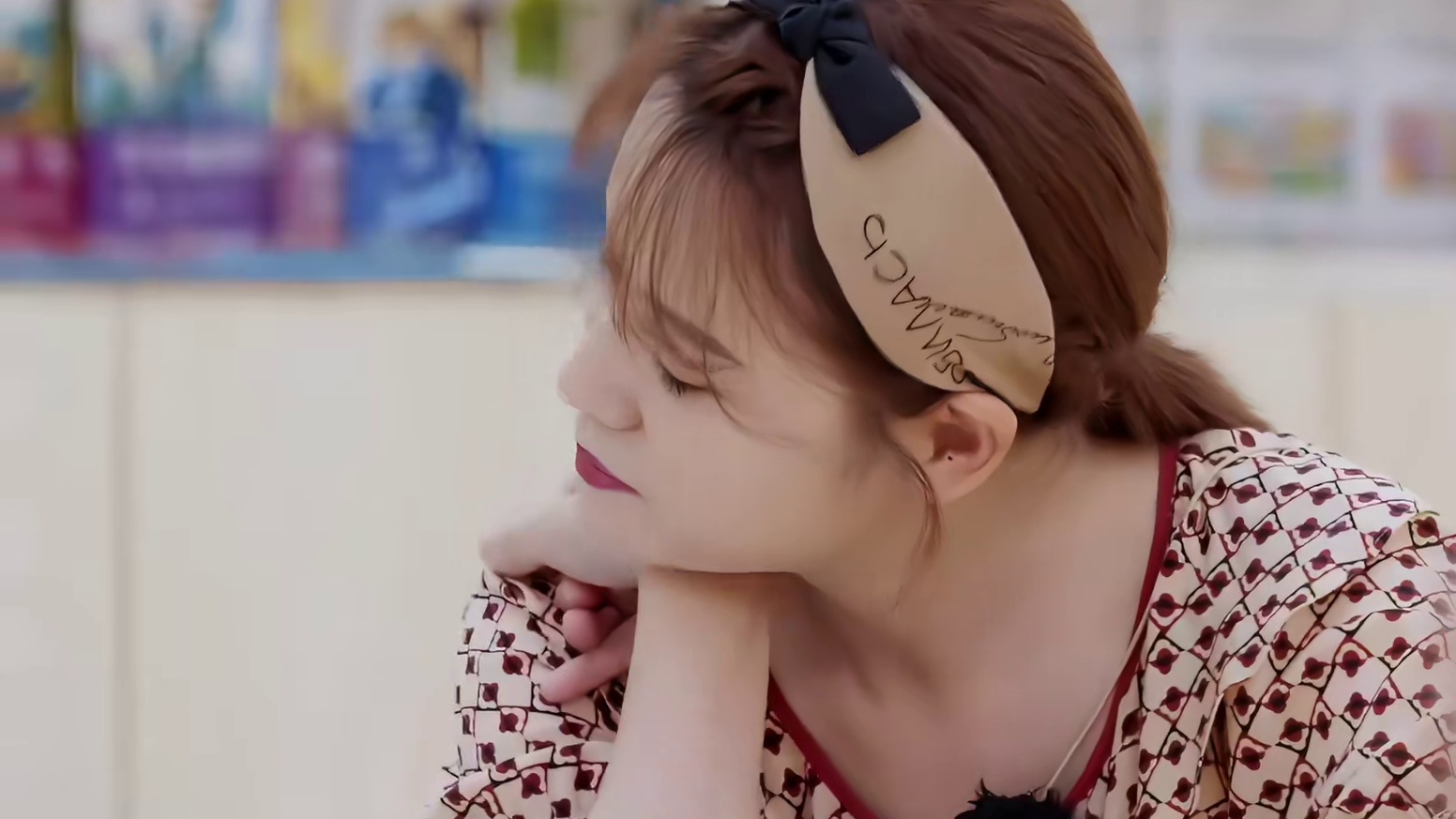 儿子才上一年级，竟让他一个寒假做367张考卷