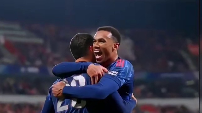 梅中锋闪耀！阿森纳3-0大胜！