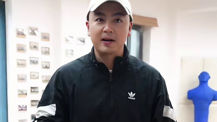 形不顺，则气不通。 形正气自顺，动中需求静。