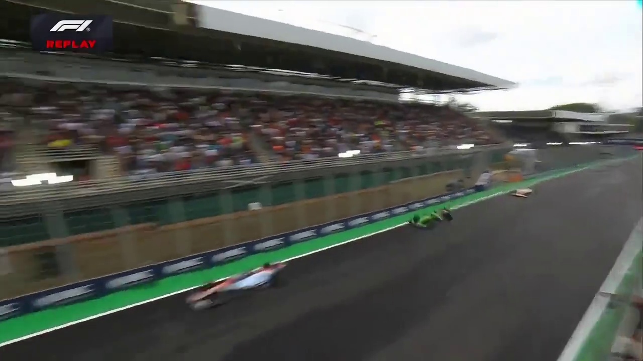 巴西大奖赛冲刺赛博托莱托最后一圈发生严重事故 冲刺赛博托莱托最后一圈发生严重事故