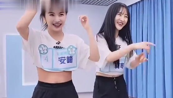 你们怎么这么好笑！！