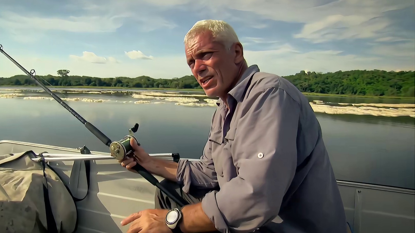 尼罗有鱼，其名为鲈，鲈之大一口锅炖不下，还需要两个烧烤架 (1)