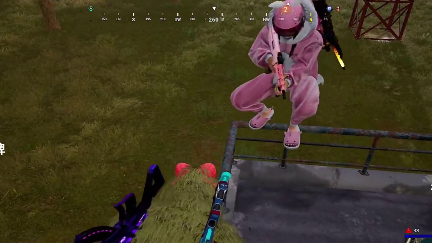 兄弟们回答一下她的问题吧