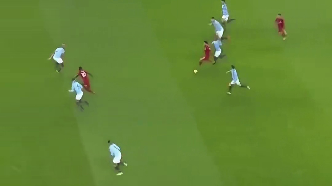 这也太可爱了，命悬一线！