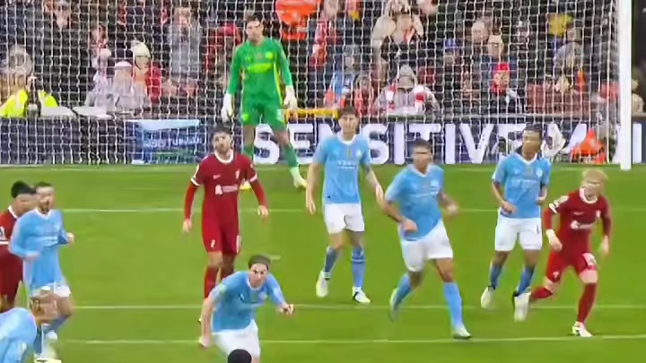 最坚固的盾vs最尖利的矛，范戴克告诉你顶级的防守艺术