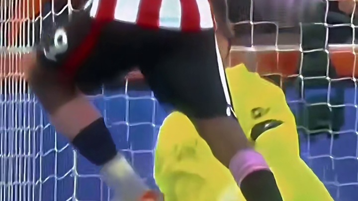 多纳鲁马轻描淡写：“不过一个单刀而已，慌？不存在的～”