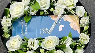 吉林市昌邑區(qū)延安路新興街路口【一路繁花鮮花店】客訂花束??！