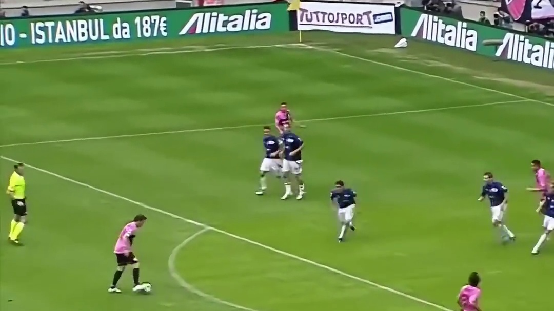 好兄弟之间感情深厚啊