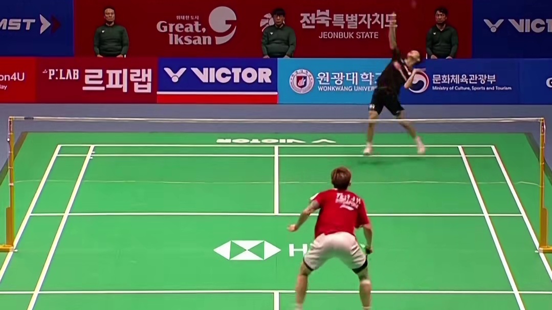 郑加恒2-0冲本优大，夺得男单冠军