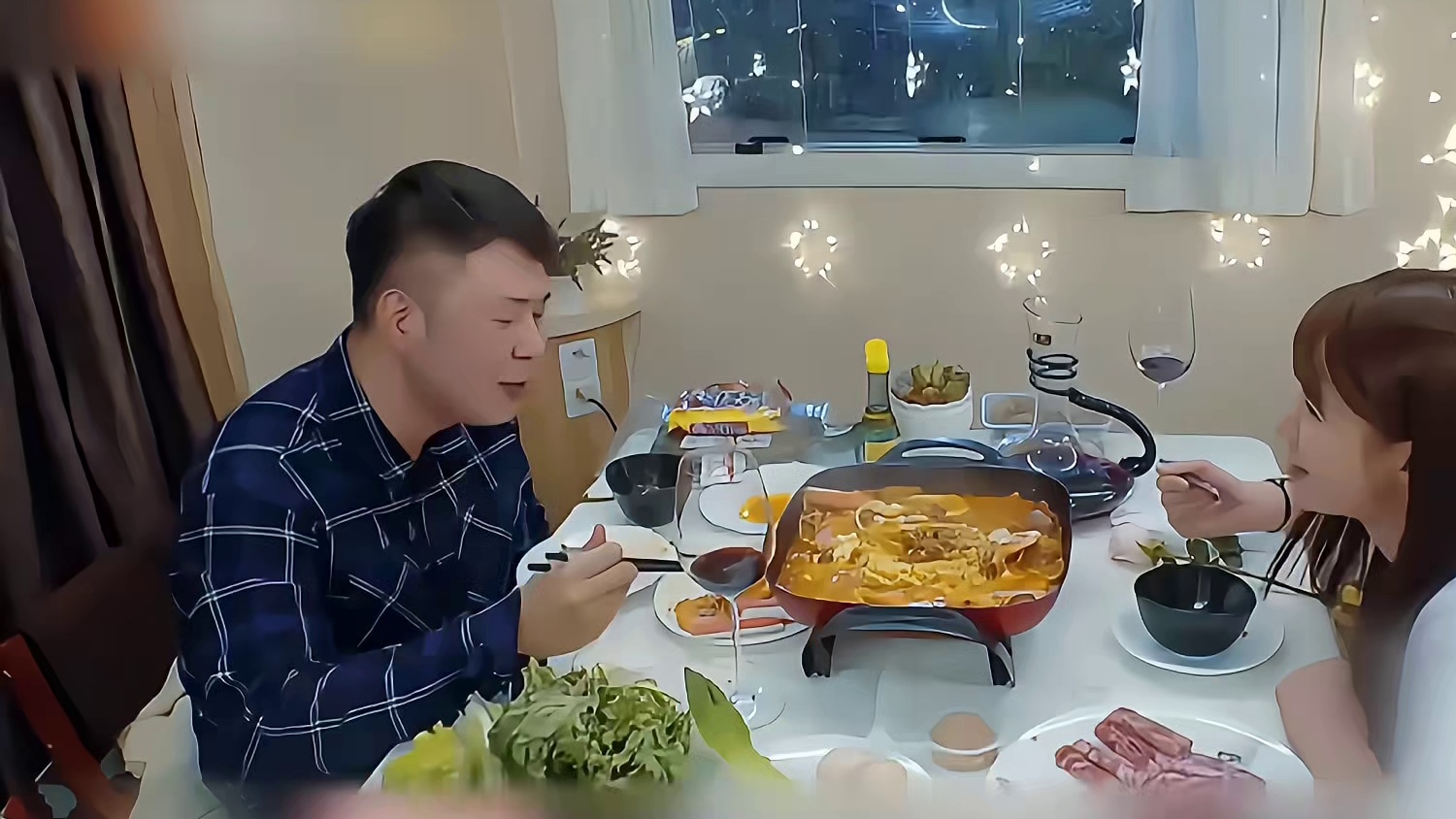 看到杜海涛在老丈人面前哭鼻子，才知道他的婚后生活受了多少委屈