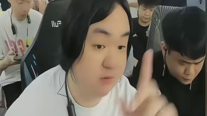 记住一句话，有干冰选干冰