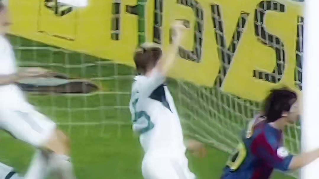 “诺坎普，你们国王回来了”