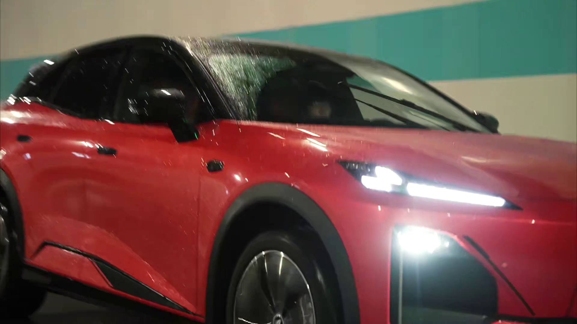 科技向下扎根，体验向上突破，这才是山城出行的正确打开方式。