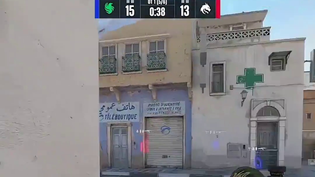 黄色闪光m0nesy太快了