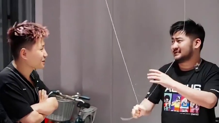 来给danking送电脑啦