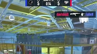 molodoy1V4力挽狂瀾拿下殘局！這一對(duì)比無敵了