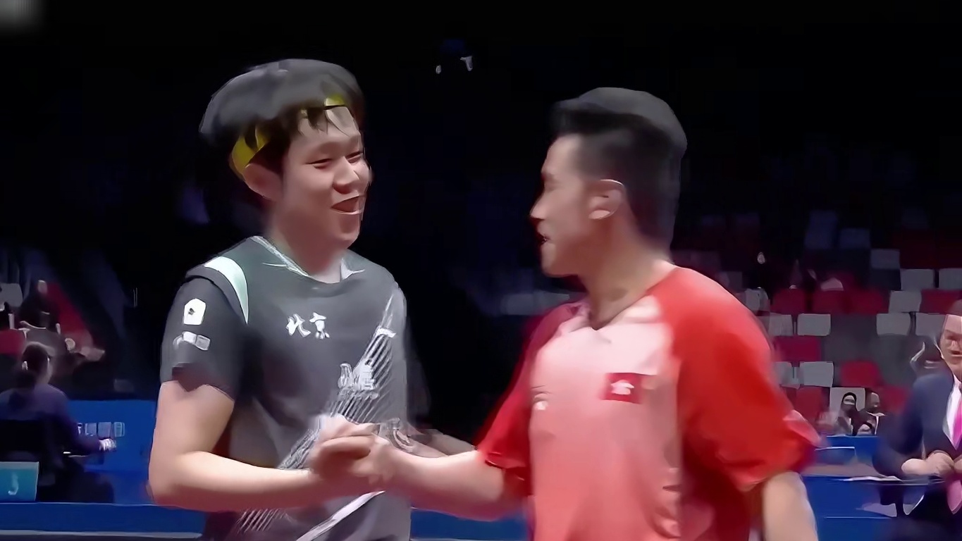 兄弟之战充满了刺激，王楚钦惊险晋级