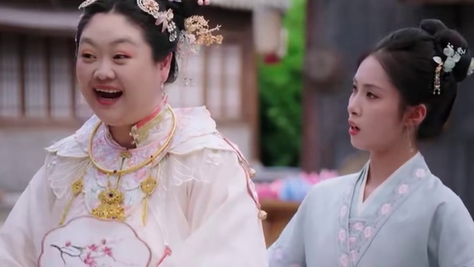 林老太差点就吃到肉了，太子妃的专业是跑路，殿下的KPI是追妻