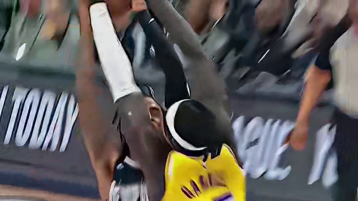 没一个大个是放在眼里的，不是隔扣就是拉杆