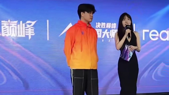 Superkenn获得常规赛mvp，并说DFYG会赢下冠军