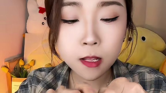 每年一到啃陶山甘蔗的时候我可以把一年的甘蔗量都给它！！！巨清甜多汁而且没有结！