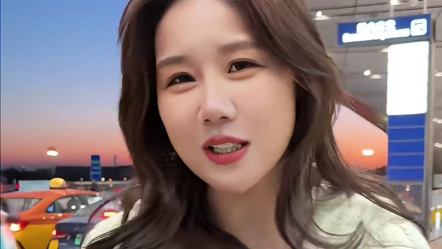 当我请退役站姐帮我拍照……