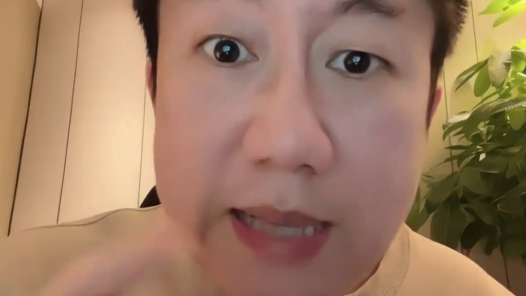 卓威经典回归，EC2-DW白色镜面版，FPS人体工学的神！