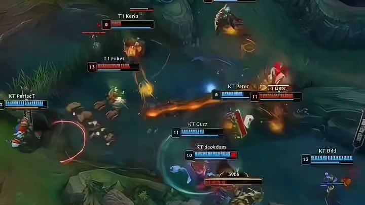 T1关键小龙团逆转局势，迎难而上，夺得冠军。