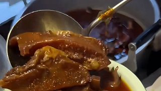 重慶街頭177一碗的牛肉面，你們認(rèn)為值不值！ 重慶街頭177一碗的牛肉面，你們認(rèn)為值不值！