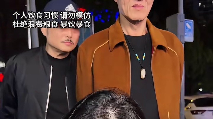 文静小妹居然是个隐藏高手，惊呆路过的姐姐！