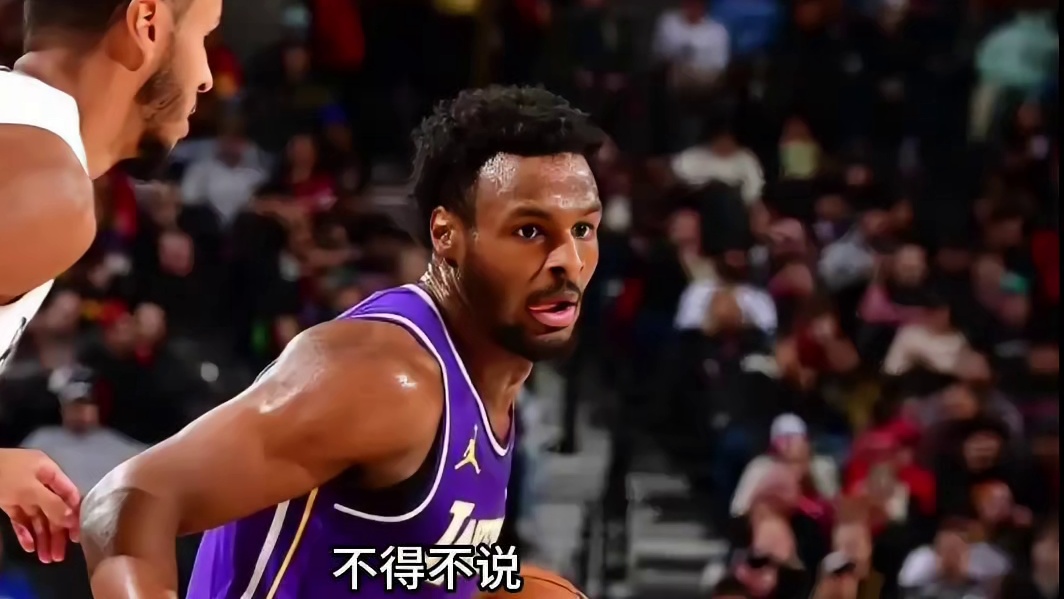 真的要打出来了！布朗尼狂轰5分6助攻成功挤进湖人轮换
